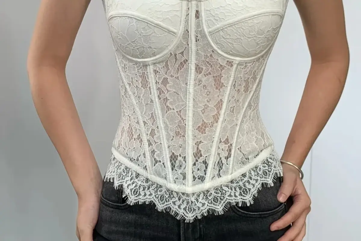 Săn ngay 55+ ảnh áo corset phối đồ chất lừ cho phái đẹp