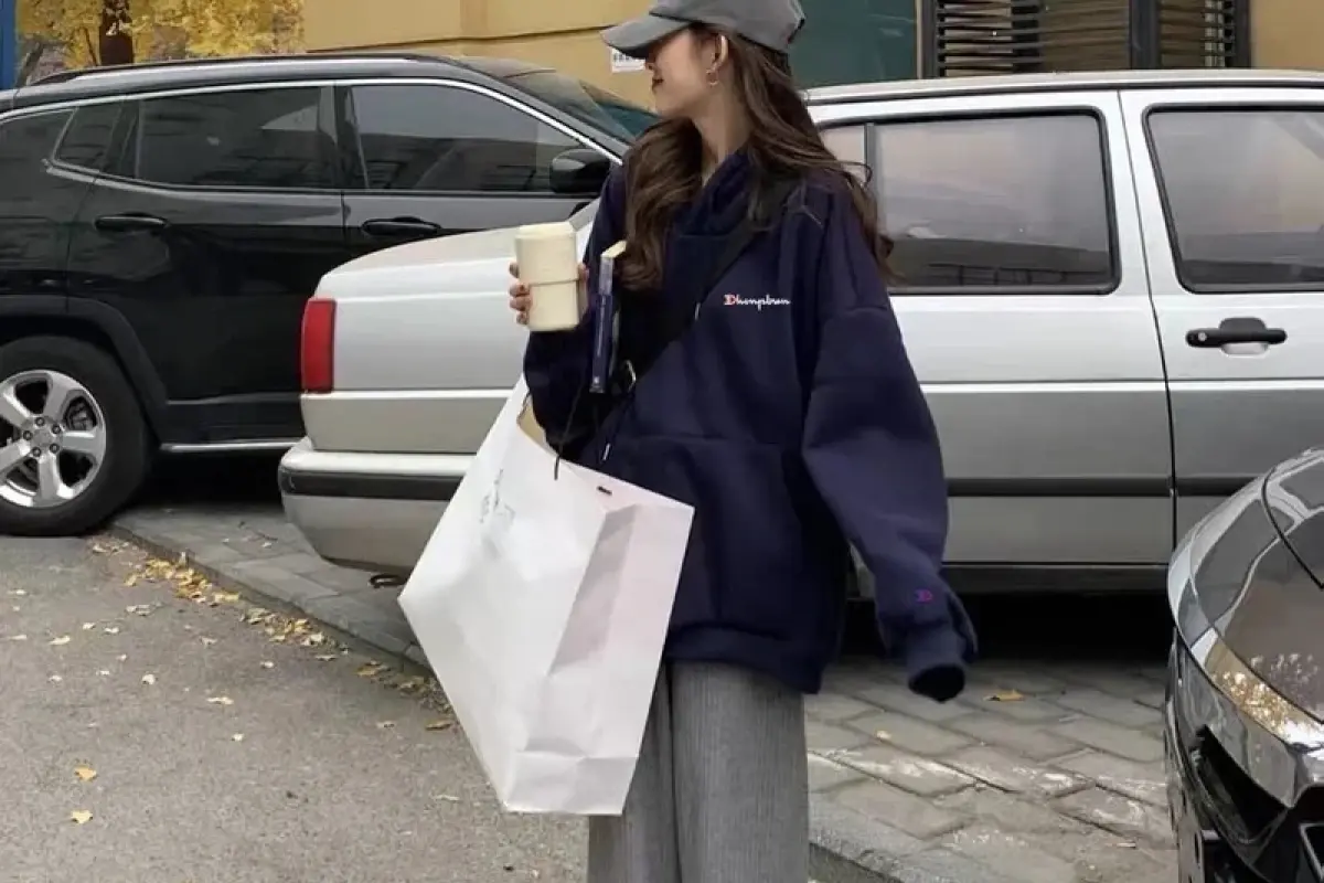 Mê mẩn 88+ ảnh áo hoodie form rộng cực ngầu cho nữ