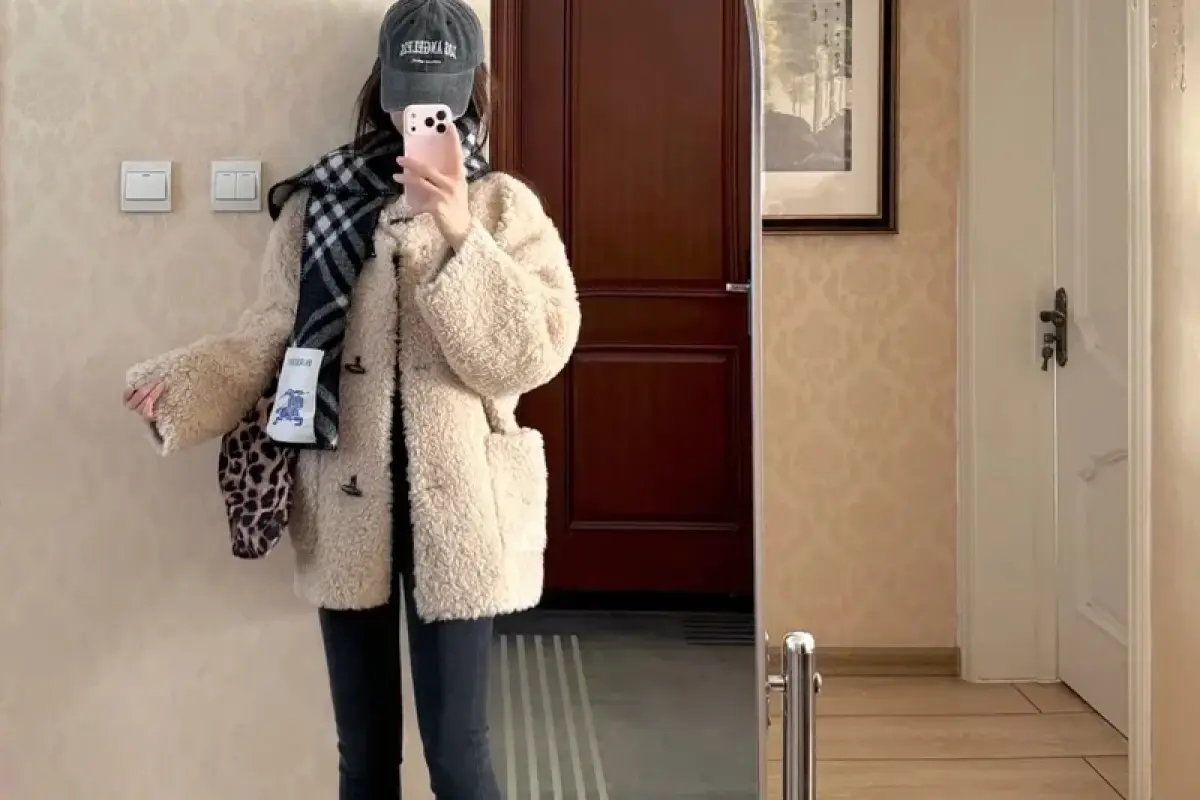 Tuyển tập 90+ ảnh áo khoác lông cừu chuẩn phong cách Hàn
