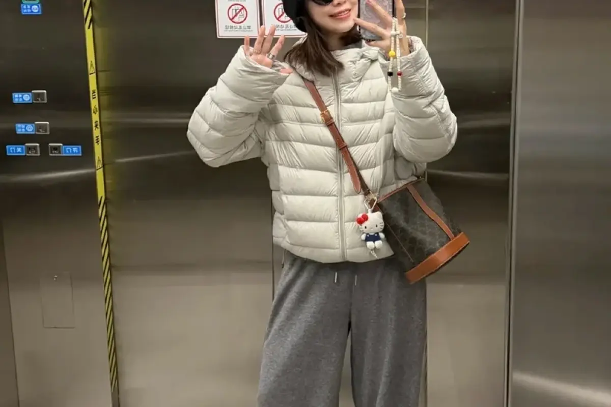 Ngắm 85+ mẫu ảnh áo khoác phao nhẹ cực chất cho nàng