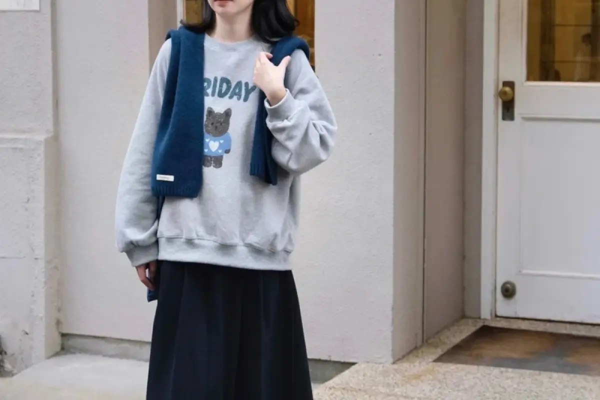 Top 50+ ảnh áo sweater nữ phối đồ cực chất và sành điệu