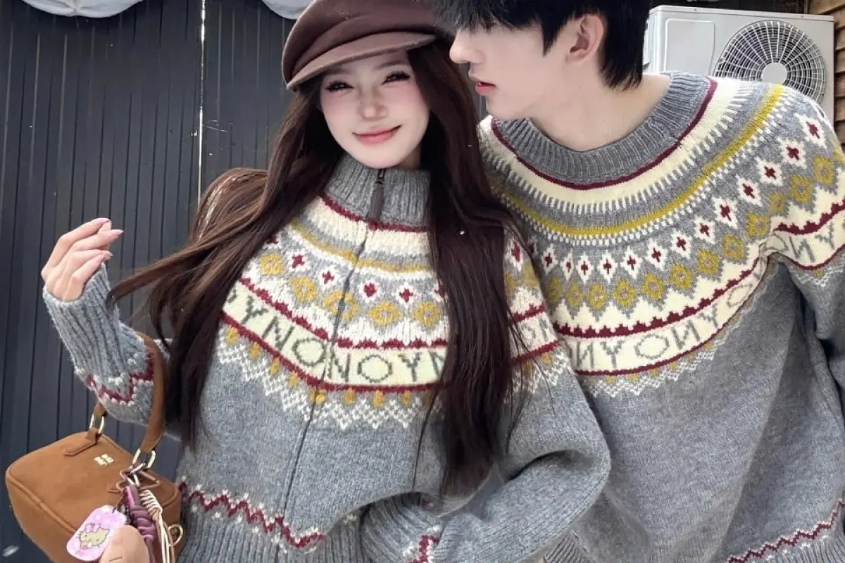 99+ Hình ảnh đồ đôi đi chơi tết cực sành điệu cho lứa đôi