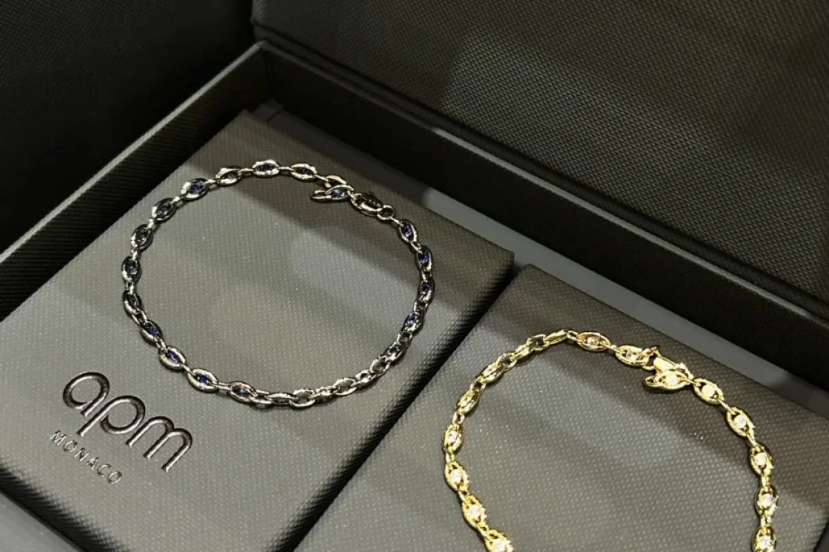 99+ Hình ảnh phụ kiện đồ đôi đón tết đẹp rạng ngời