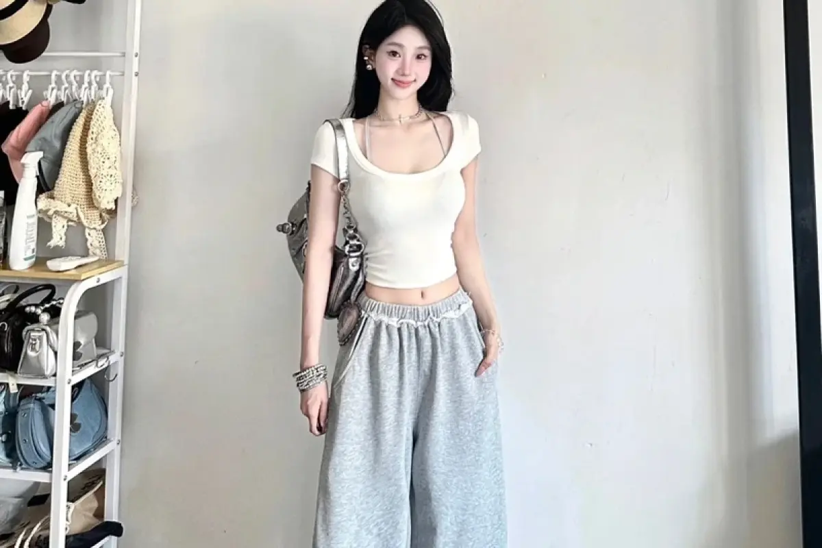 56+ Ảnh quần jogger cá tính thống trị thời trang đường phố