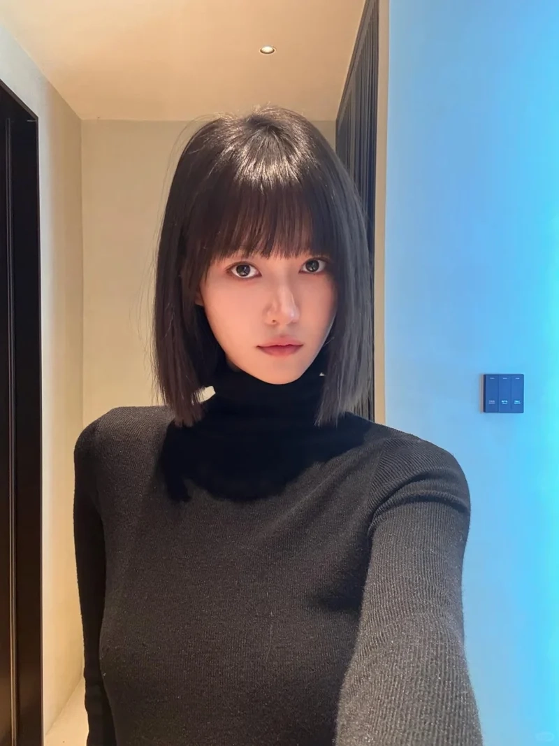 Luôn thời thượng cùng áo cổ lọ thời trang