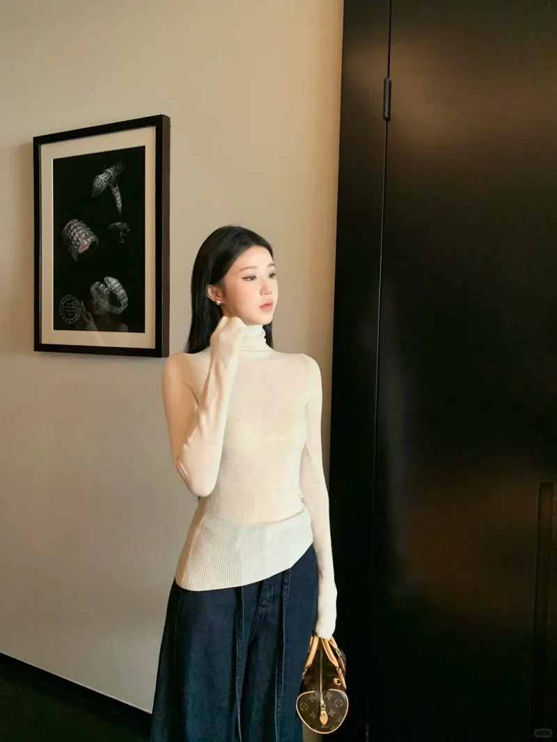 Sản phẩm chuẩn đẹp với áo cổ lọ ảnh sản phẩm