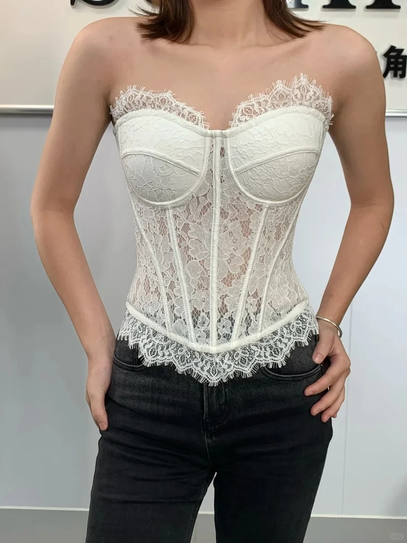 Luôn đẹp với áo corset thời trang nữ
