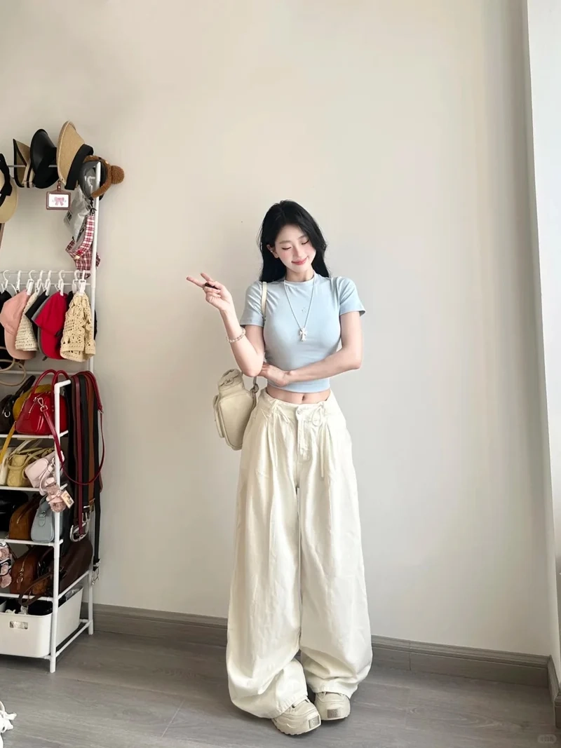 Bắt trend ngay với áo croptop thời trang