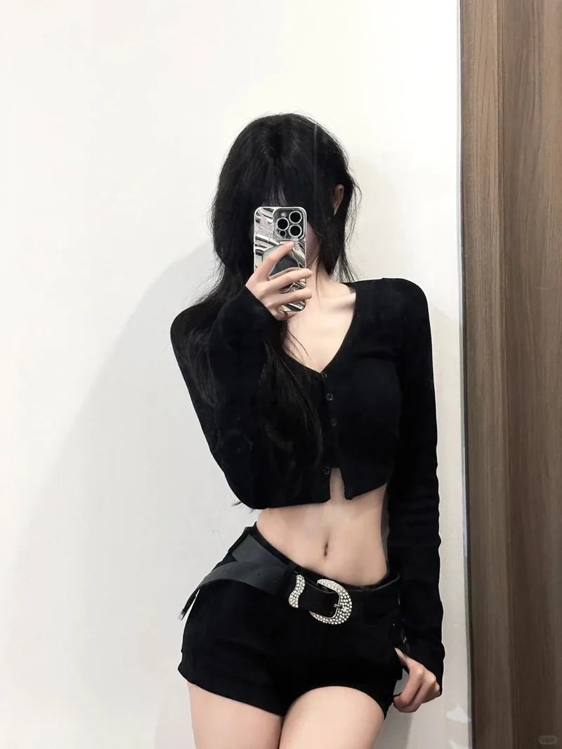 Chất lượng và sang trọng với áo croptop cao cấp