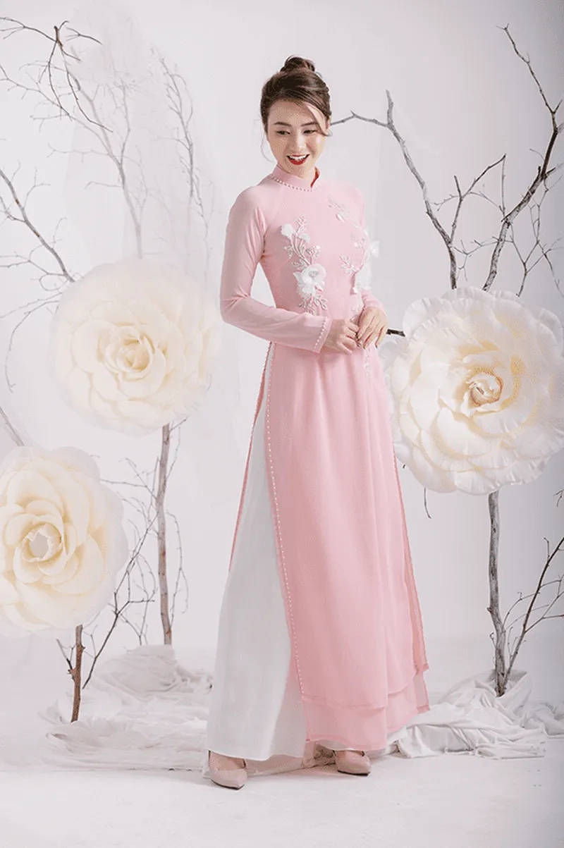 Áo dài 4 tà cao cấp sang trọng trong từng chi tiết