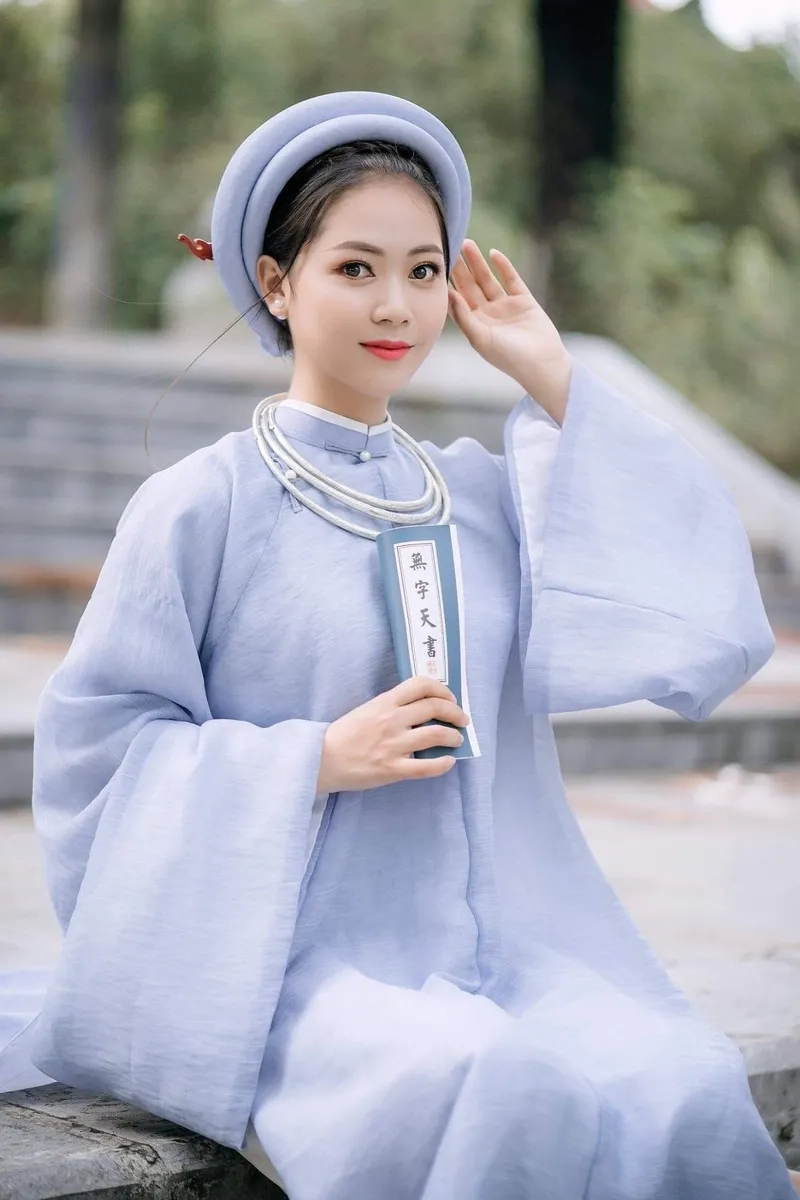 Sáng tạo áo dài cổ phục Việt thiết kế độc đáo