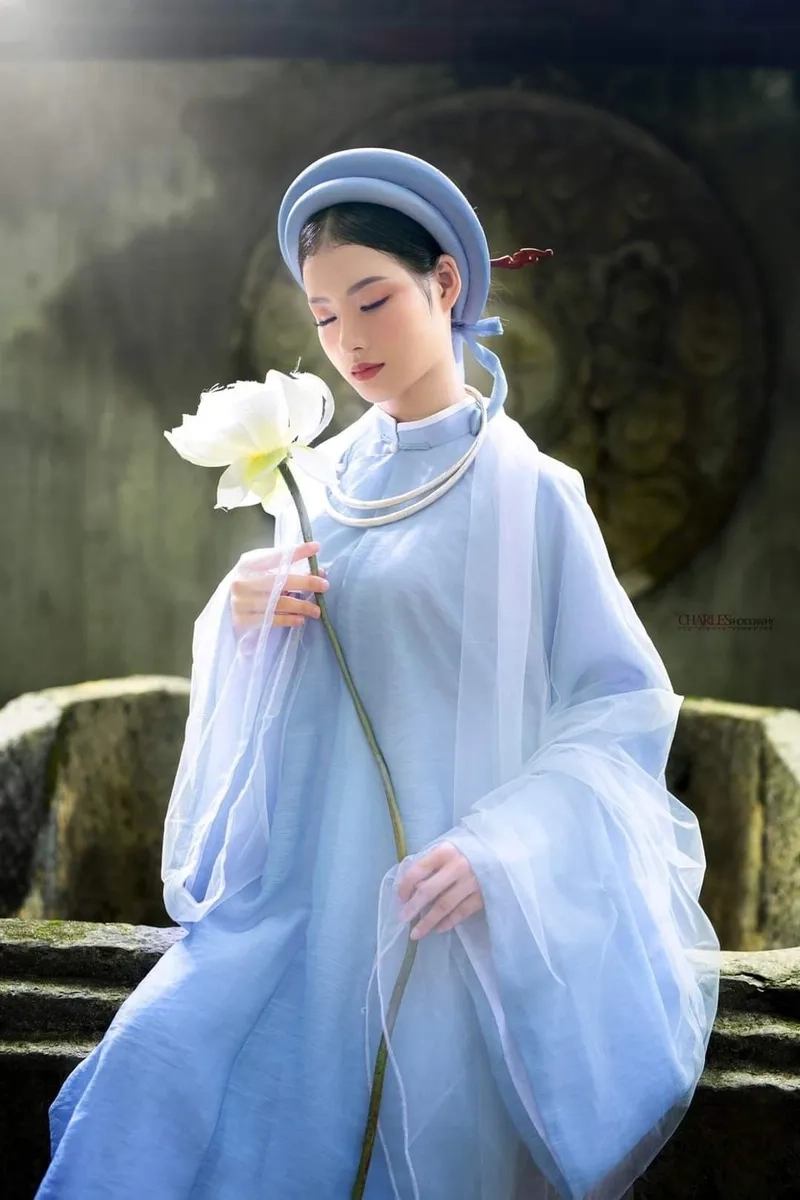 Hồn Việt trong áo dài cổ phục Việt văn hóa