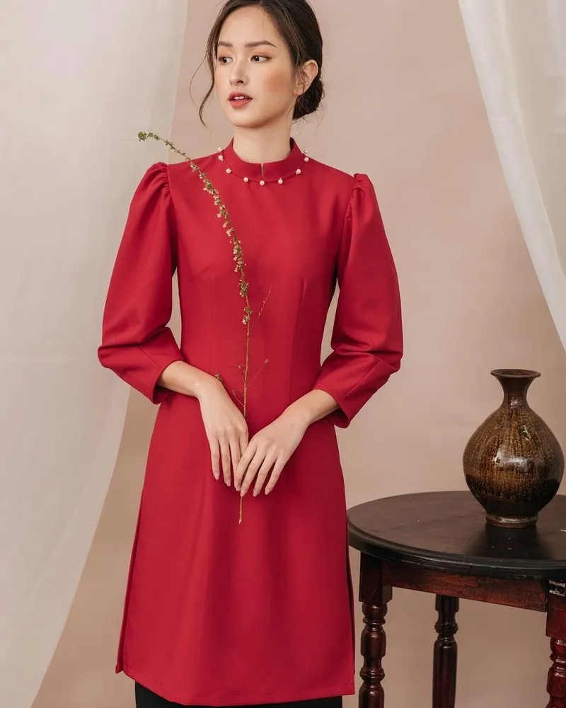 Phong cách mới mẻ nổi bật cùng áo dài cổ tròn cách tân