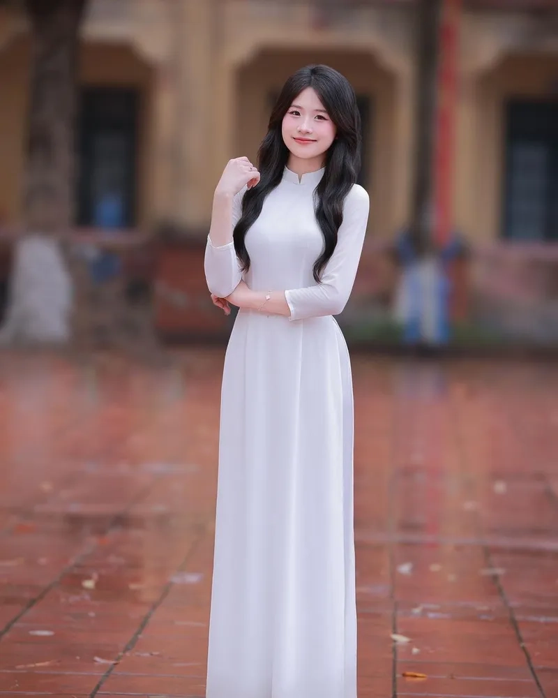 Chất liệu áo dài cổ trụ gấm quý phái