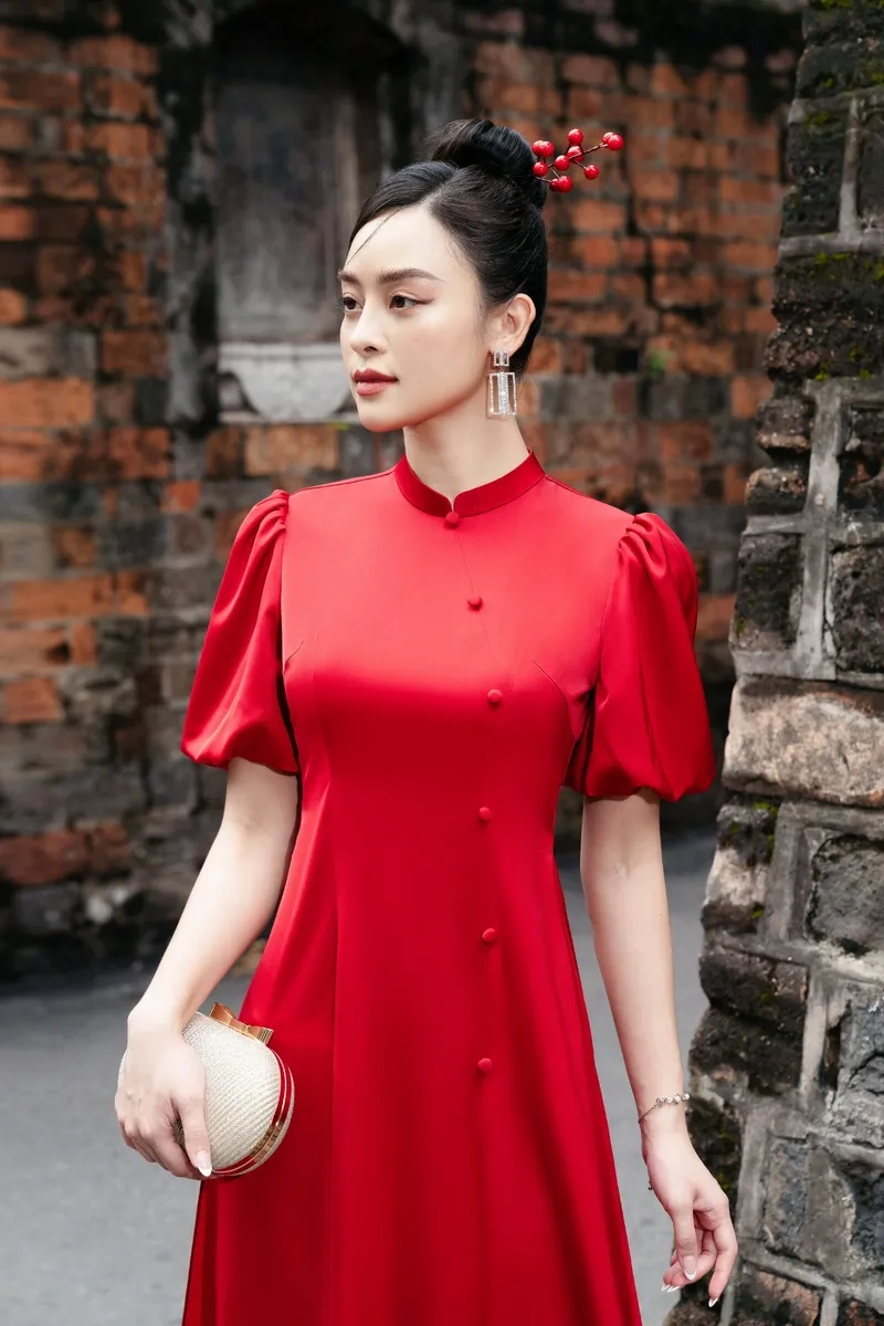 Mẫu áo dài cổ trụ đẹp được yêu thích