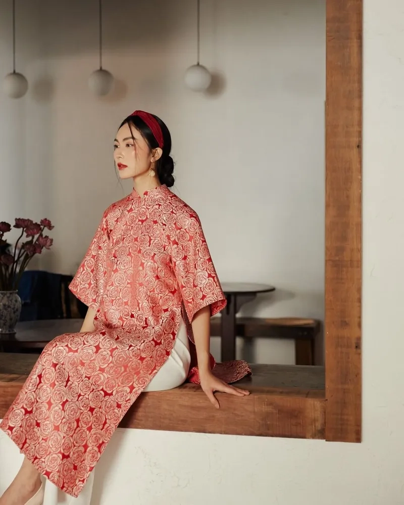 Áo dài dáng suông dự tiệc nổi bật trang nhã