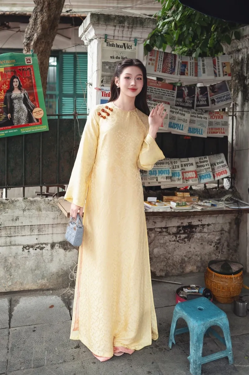 Kiểu dáng tinh tế làm nên áo dài lụa đẹp