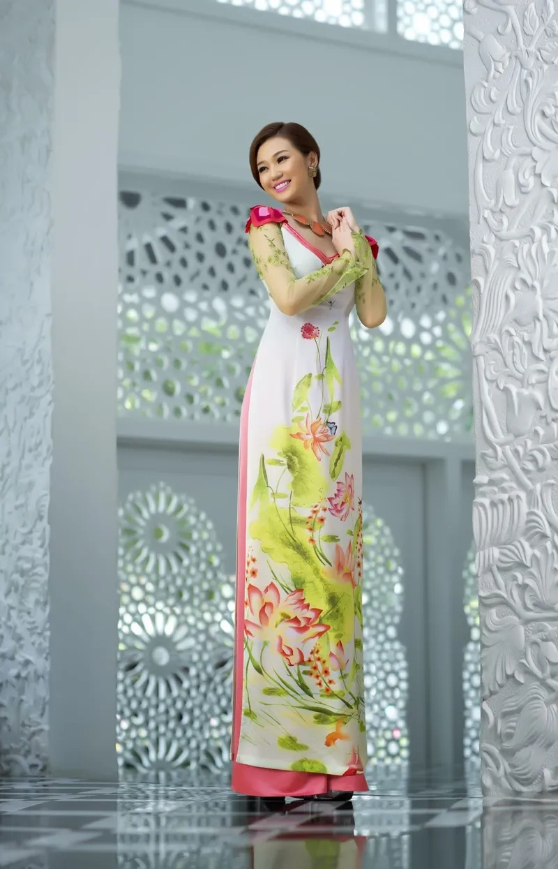 Lựa chọn tiết kiệm vẫn đẹp với áo dài lụa giá rẻ