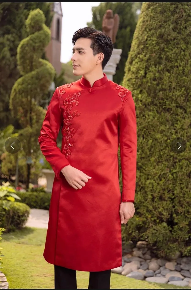 Vẻ lịch lãm tôn dáng với áo dài nam chuẩn gu Việt