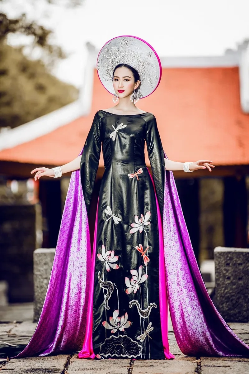 Phong cách áo dài truyền thống dự lễ trang nhã