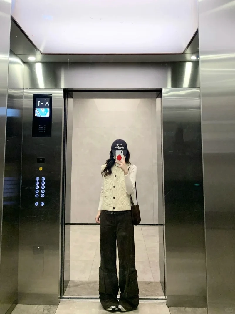 Áo gile len phối đồ là ai mà khiến chị em mê mẩn