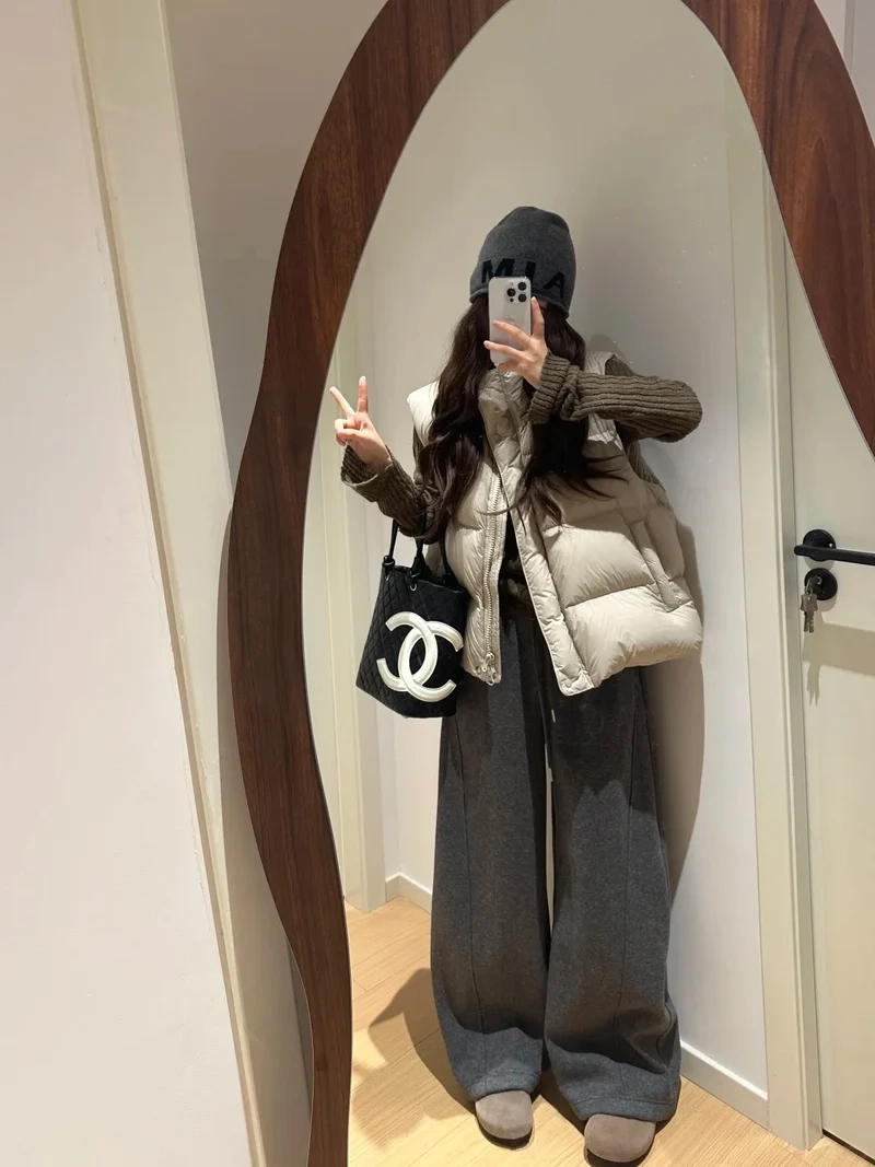 Chụp ảnh sống ảo với áo gile phao chụp ảnh