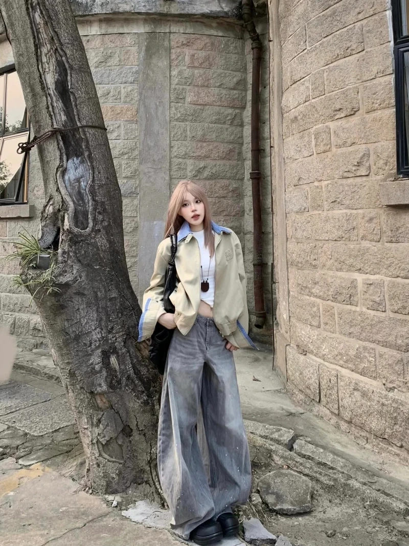 Lên hình ấn tượng với áo khoác bomber chụp lookbook