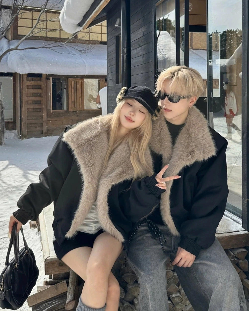 Áo khoác cặp mùa đông đi đà lạt chụp ảnh check-in