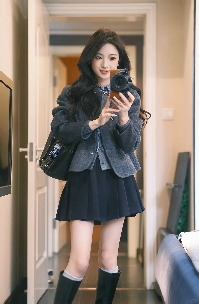 Tôn nét thanh lịch với áo khoác dạ tweed nữ