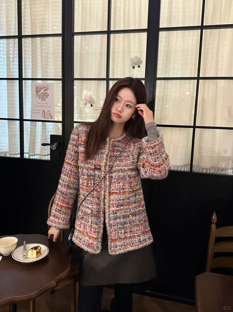 Bắt trend mùa này với Áo khoác dạ tweed trendy