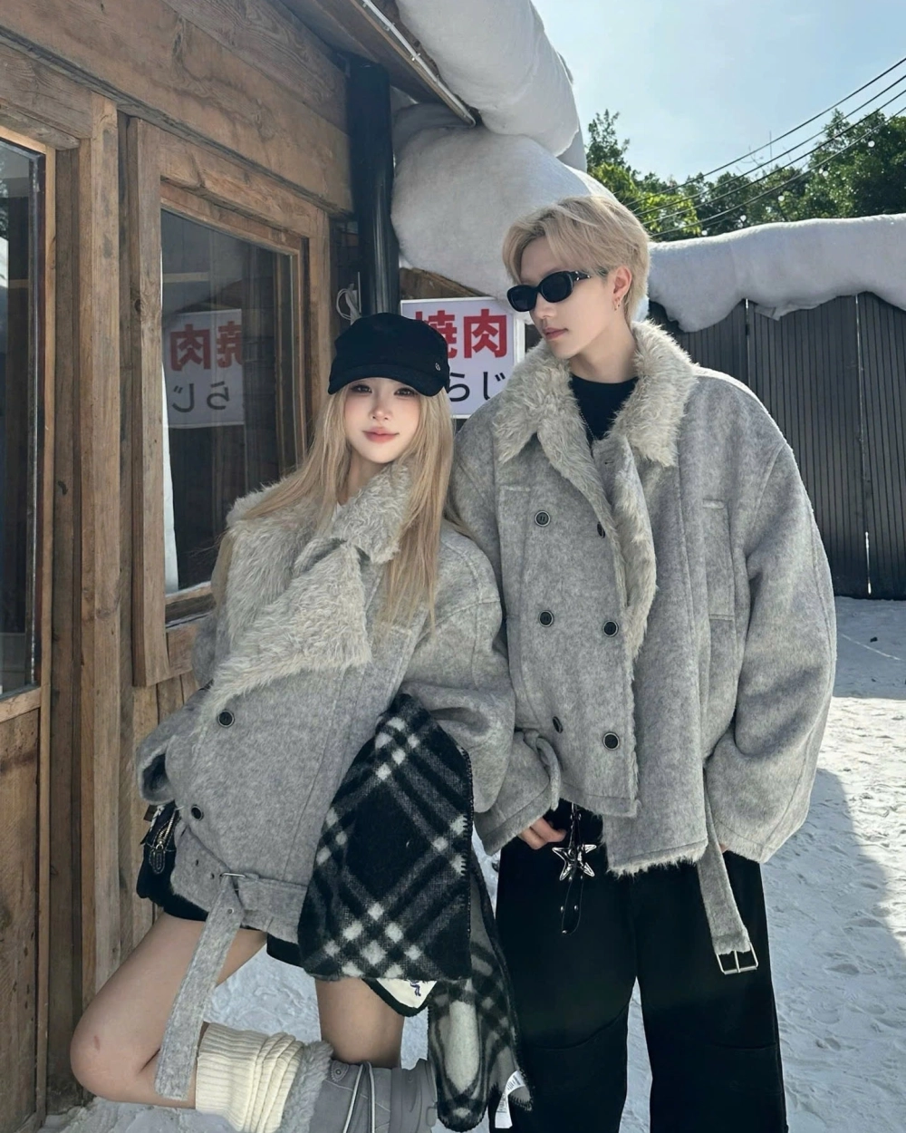 Áo khoác đôi unisex cho người yêu phong cách tối giản