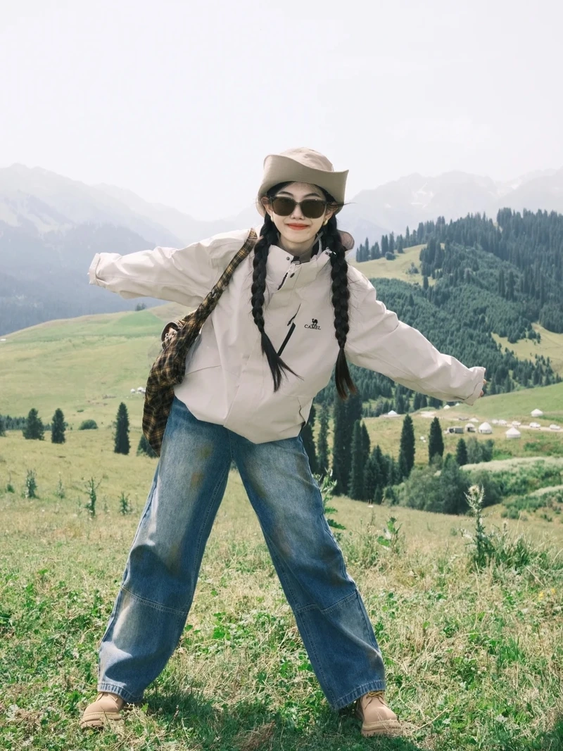 Mặc cả ngày với áo khoác dù nhẹ