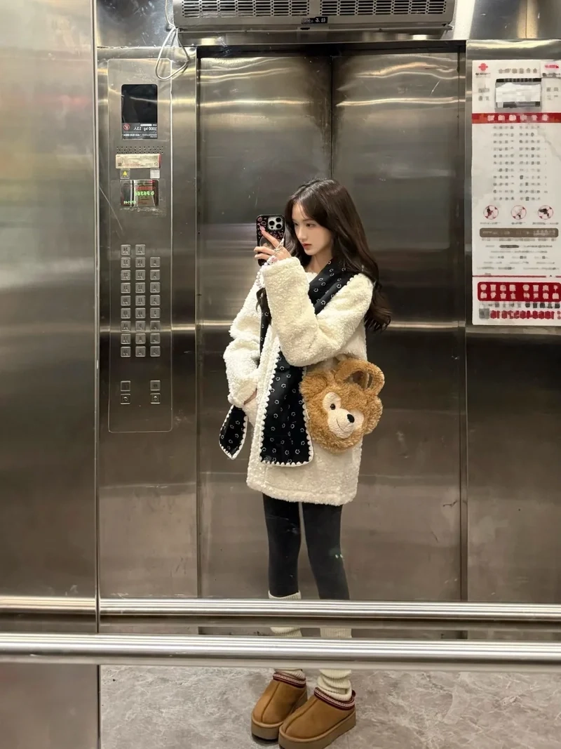 Chất lượng và sang trọng với áo khoác lông cừu cao cấp