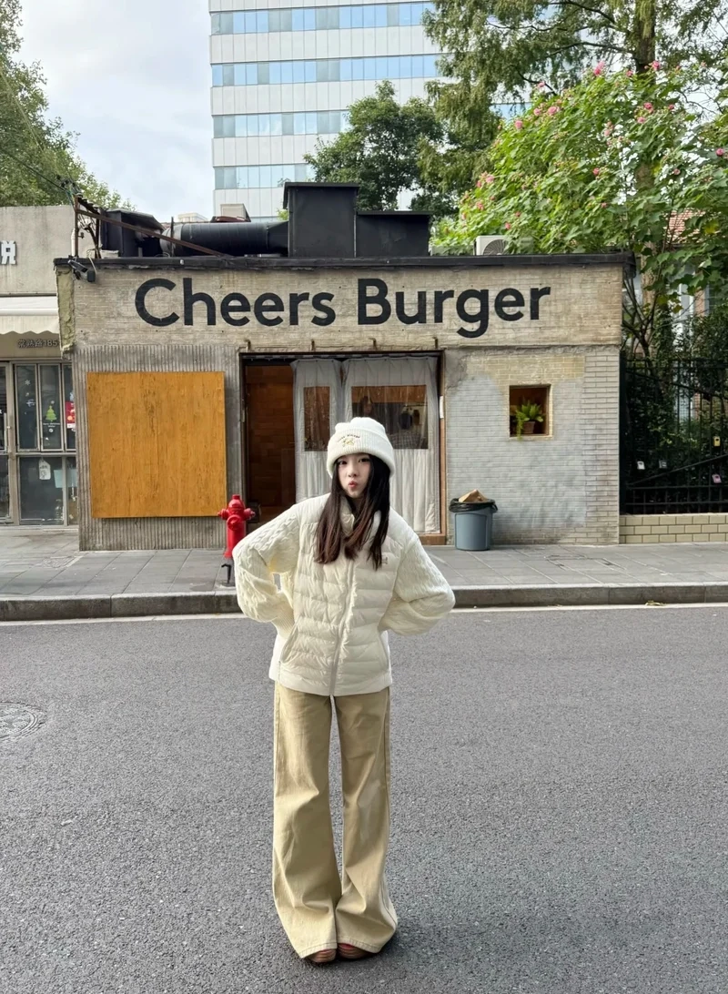 Giữ ấm tối ưu với áo phao nhẹ giữ ấm