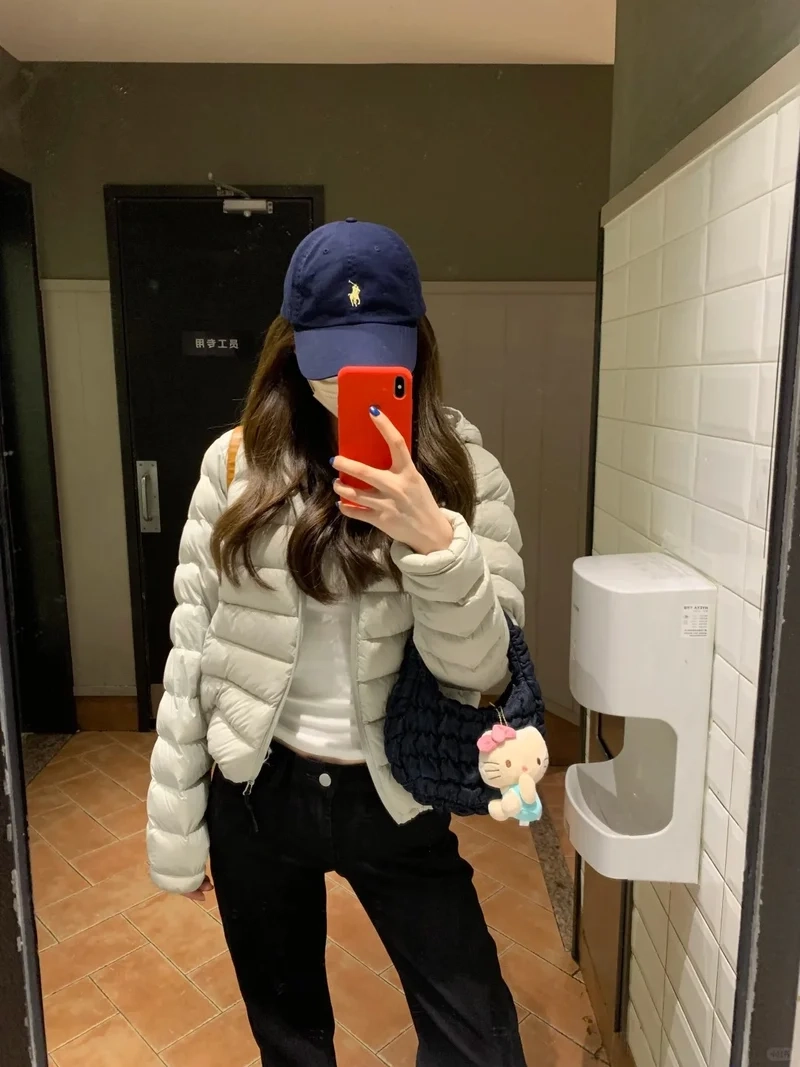 Form chuẩn đẹp mọi góc với áo phao nhẹ form đẹp