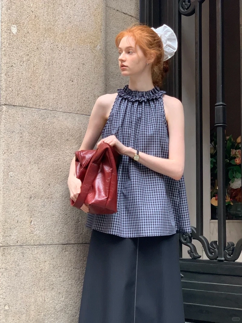 Tôn nét Việt cùng áo yếm đẹp