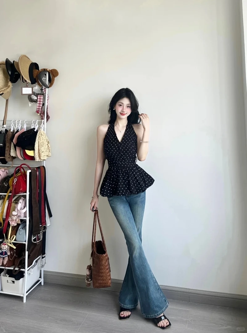 Nhẹ nhàng tinh khôi cùng áo yếm dịu dàng