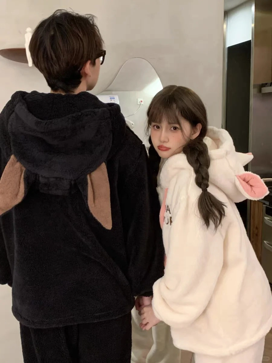 Bộ đồ ngủ đôi phong cách hàn quốc trẻ trung và năng động