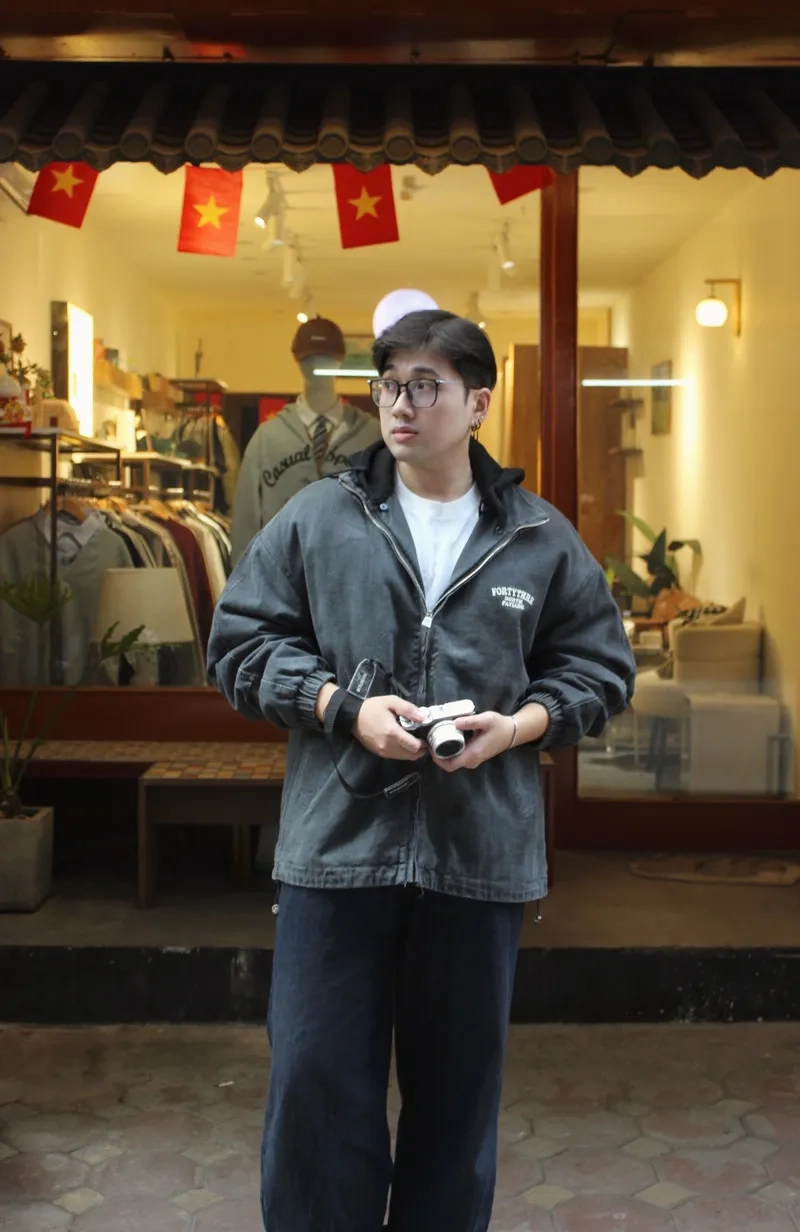 Set phối đồ cá tính với áo croptop