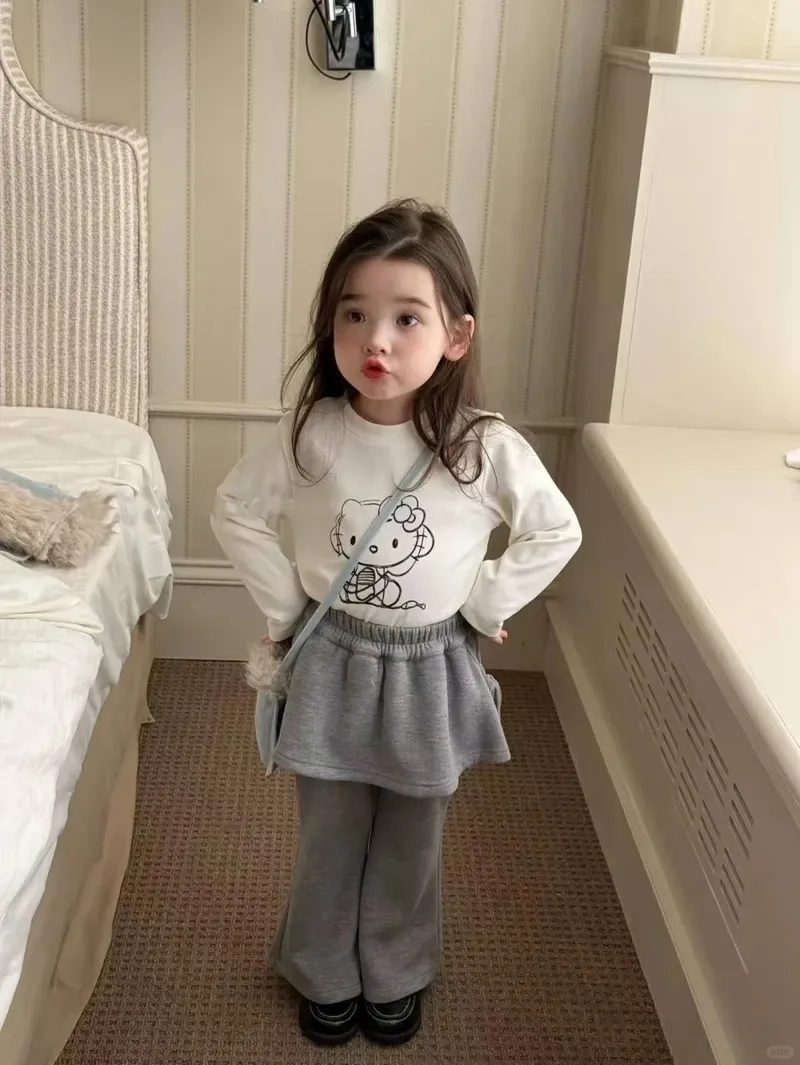 Kiểu phối đồ bé gái dễ thương xỉu