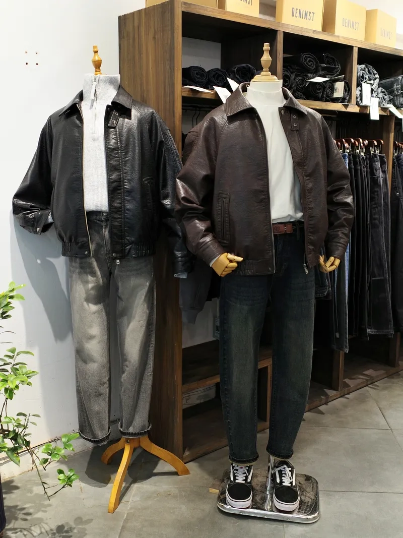 Mẫu người cao mặc áo khoác dáng dài