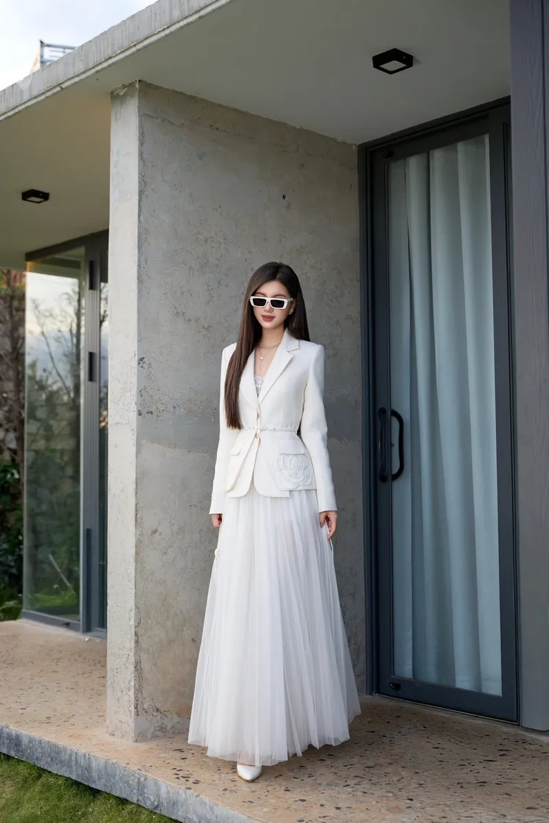 Cách phối đồ đi tiệc tối quyến rũ