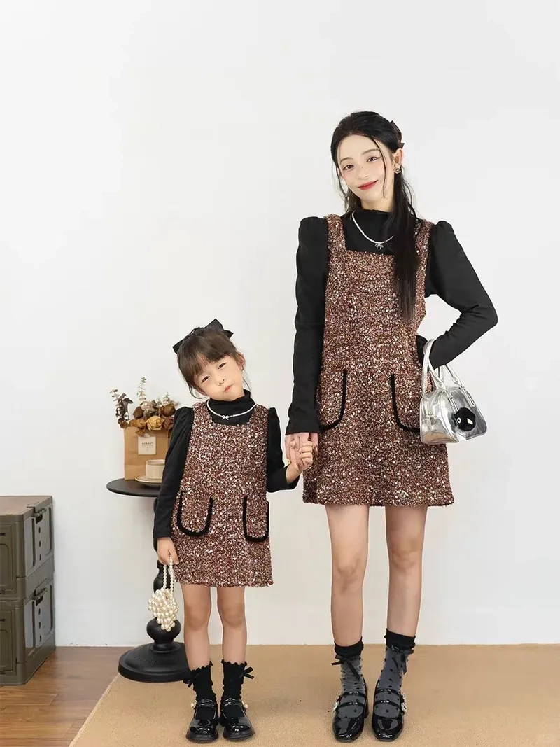 Kiểu phối đồ gia đình dự tiệc sang