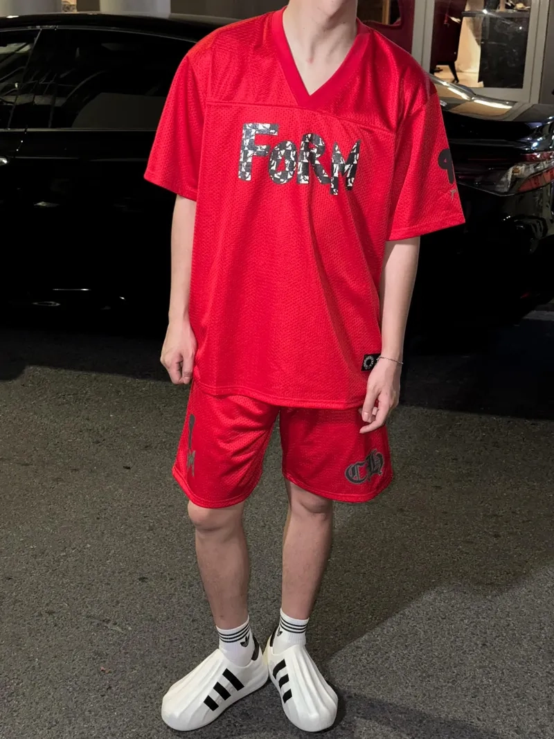 Cách phối đồ mùa hè đi chơi trẻ