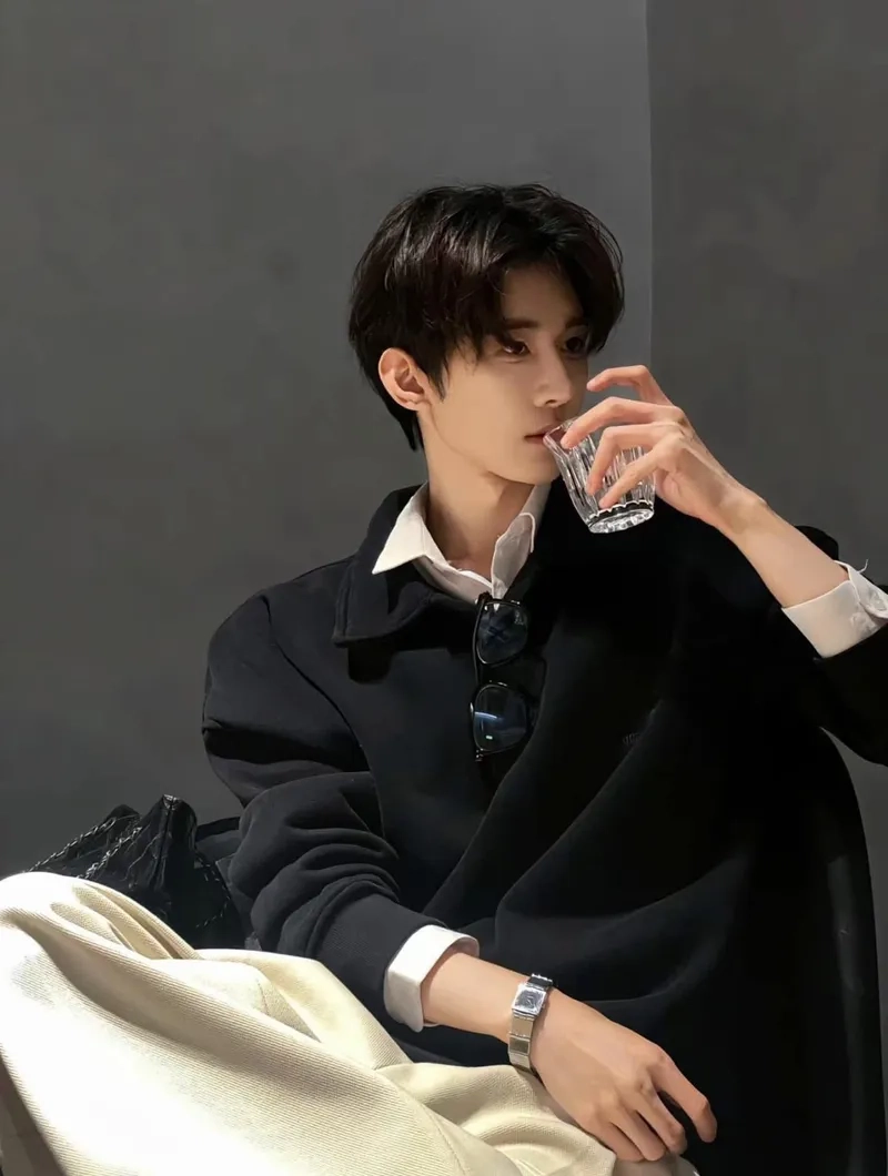 Mẹo phối đồ nam mập trông cao hơn