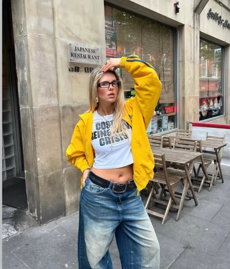 Chọn phụ kiện street style tinh tế