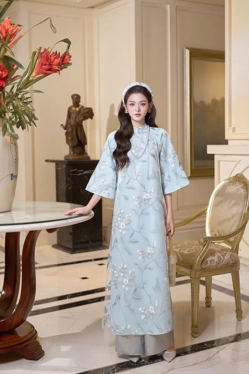 Kiểu áo tứ thân phối đồ lãng mạn