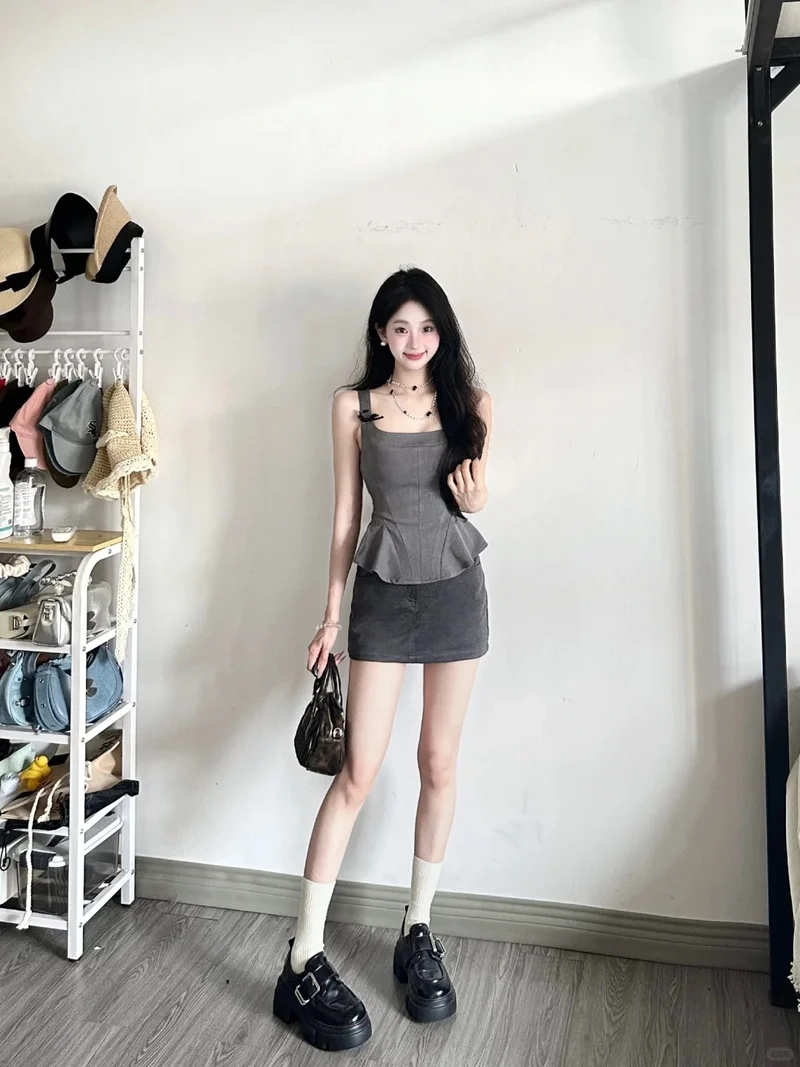 Sản phẩm chuẩn màu và form với chân váy chữ A ảnh sản phẩm