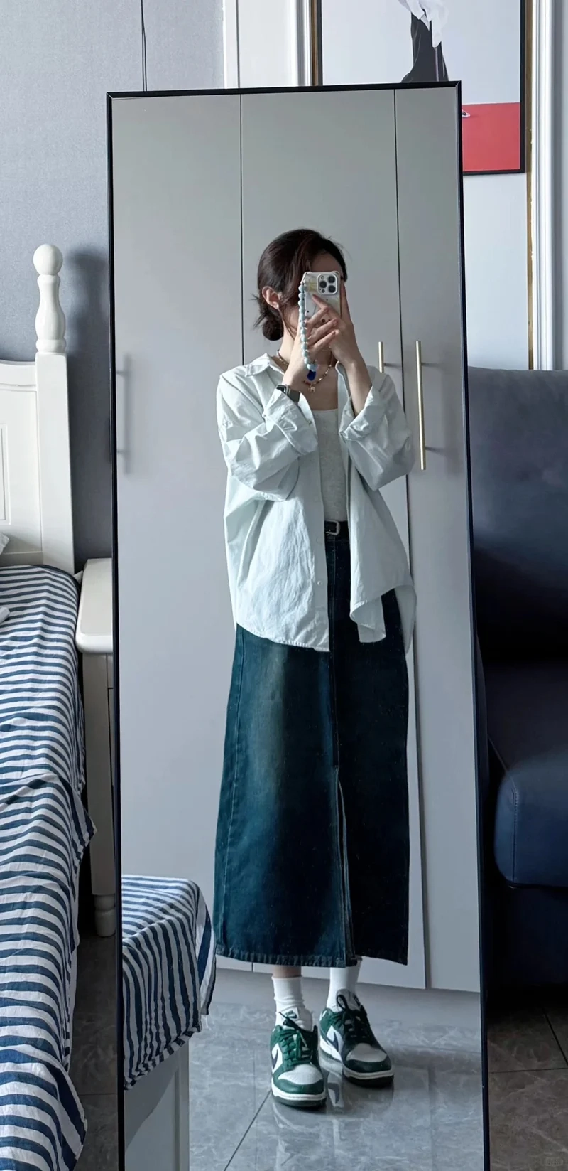 Dễ phối đồ mọi style nhờ chân váy denim dễ phối đồ