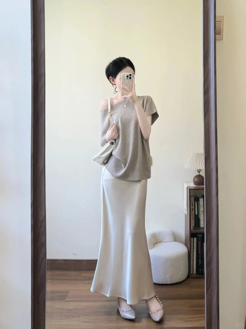 Chân váy lụa là như thế nào?